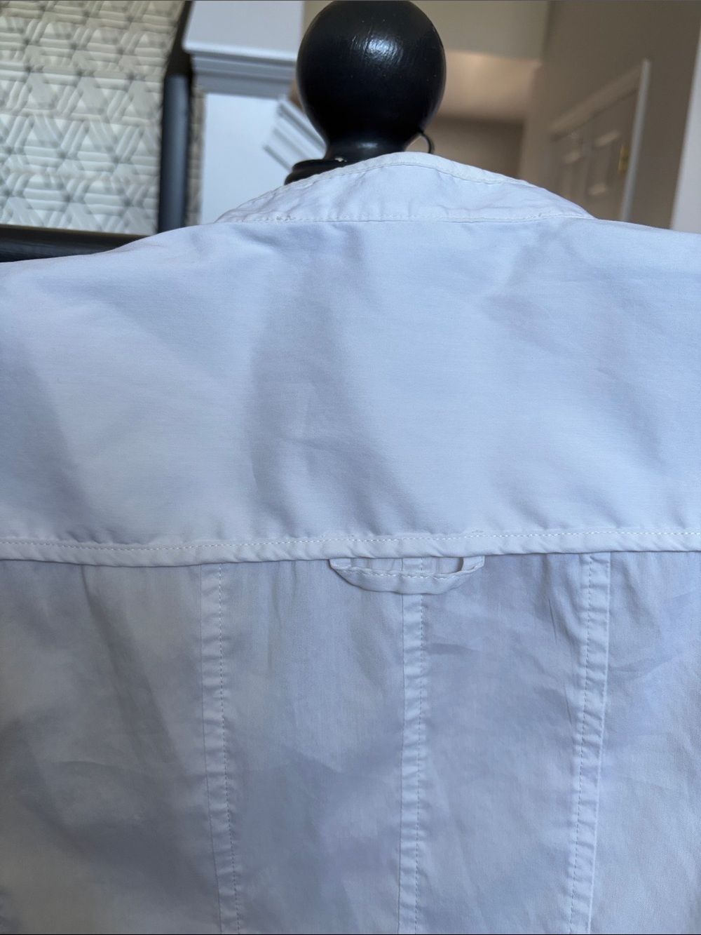 Armani Exchange White Short-Sleeve Button-Down Shirt - Picture 6 of 9